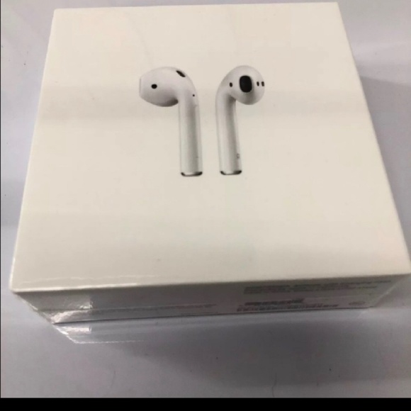 AirPods - Picture 4 of 4
